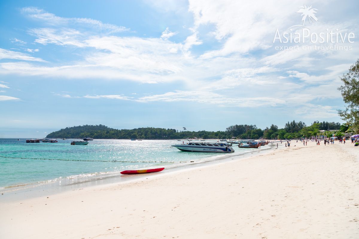 Pattaya Beach on Koh Lipe is famous for its white sand
