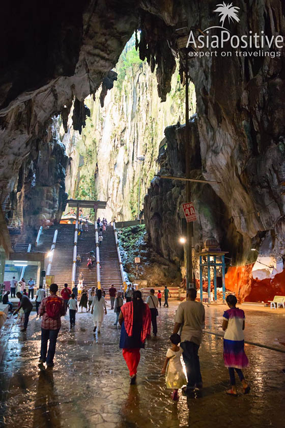Пещеры Бату - одна из достопримечательностей Куала Лумпура | Детальный маршрут для самостоятельной поездки из Паттайи в Сингапур, по дороге посетив ещё две азиатских столицы - Куала Лумпур и Бангкок.| Эксперт по путешествиям AsiaPositive.com
