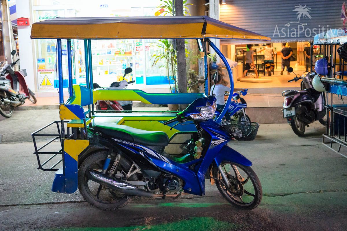 Такси тук-тук в виде мопеда с прицепом | Транспорт на ко Ланте (Таиланд) | Путешествия и отдых с AsiaPositive.com