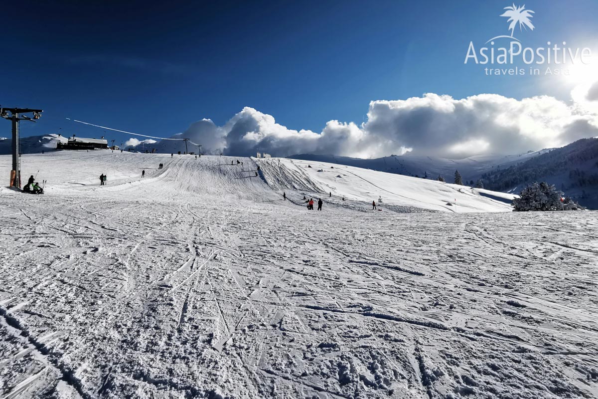 Skiing and snowboarding in Turkey is one of the few activities in Turkey in Winter